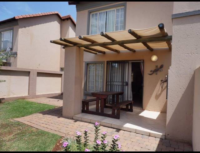 2 BEDROOM TOWNHOUSE SOLD IN ANNLIN